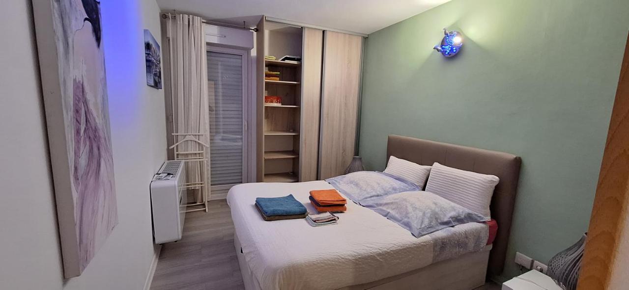 Charmant Appartement Avec Terrasse, Jardin Privatif Et Piscine A Cannes Exterior photo